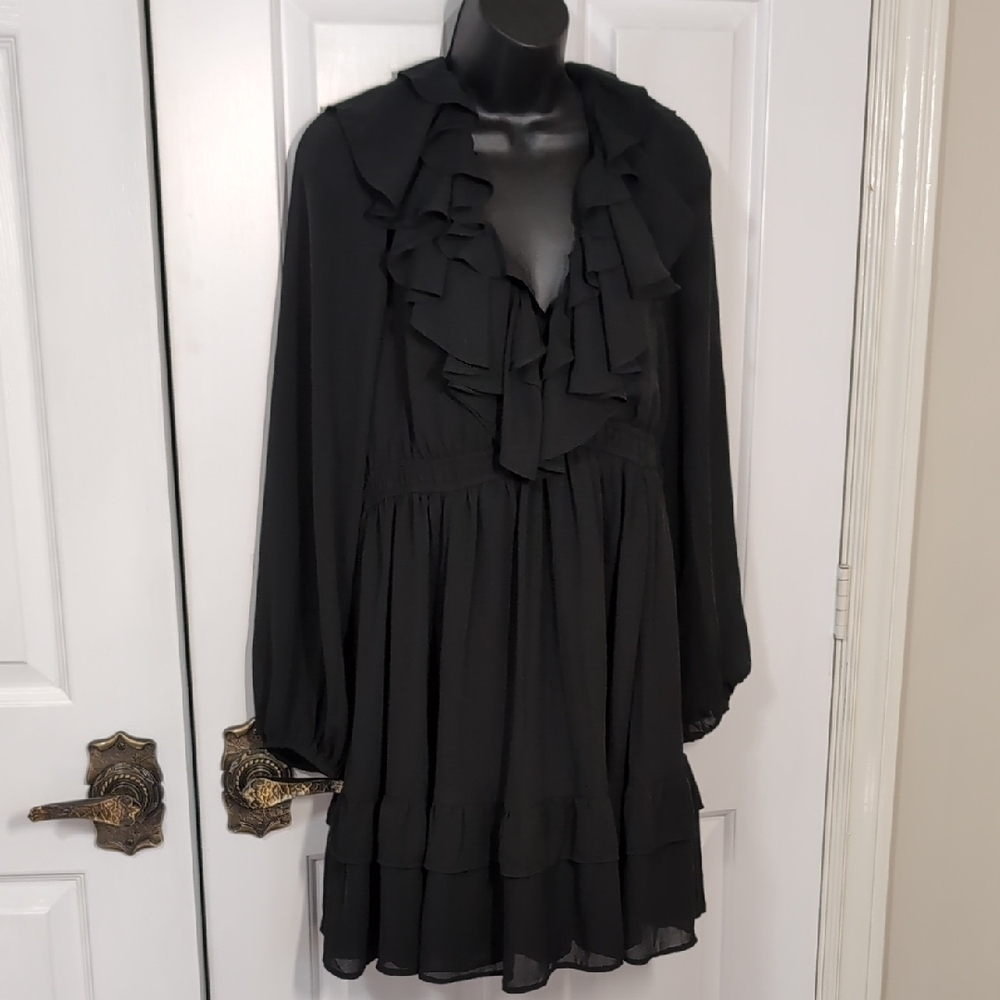 Abercrombie And Fitch Black Ruffle Mini Dress NEW Size MT - Picture 2 of 13